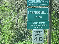 USA - Edwardsville IL - Town Sign (11 Apr 2009)
